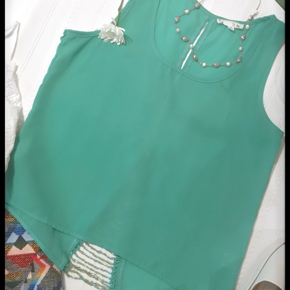 🦚 IT GIRL - JADE GREEN BEADED SLIT-BACK HI-LO TOP